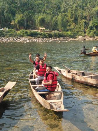 Shnongpdeng – Meghalaya's Adventure Hub





                                
