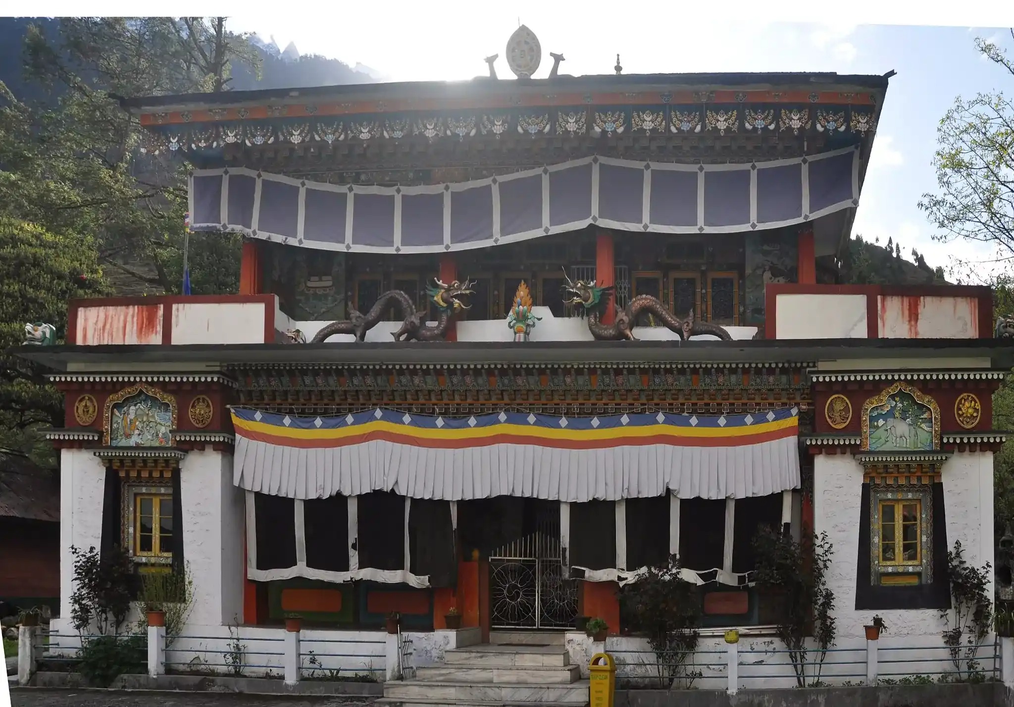 Lachung Monastery
                                