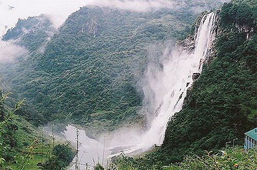 Nuranang Waterfall



                                    