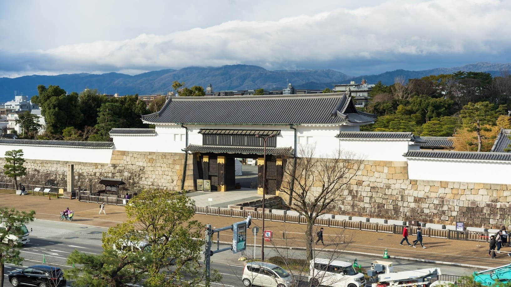 Visit Nijo Castle. - Image 3